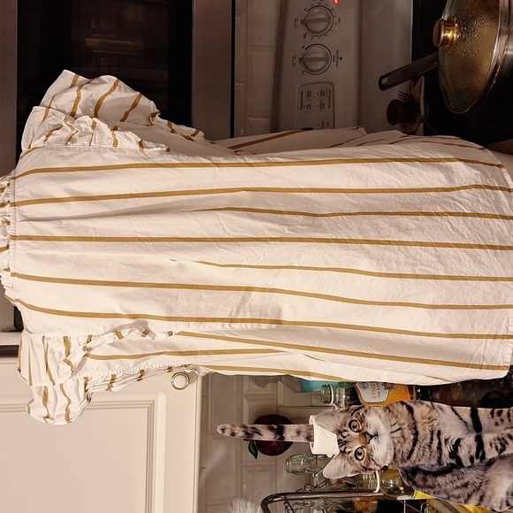 C womens Lauren Conrad casual button down ruffle sleeve shirt XL - Picture 2 of 4